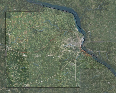 Dubuque County IA USGS imagery and topo map