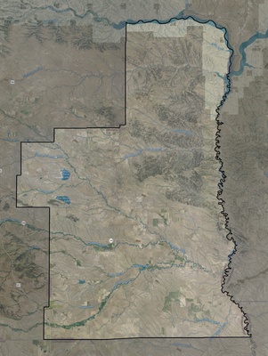Petroleum County MT USGS imagery and topo map